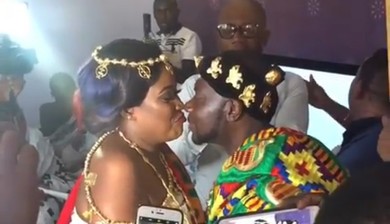 Actress Nayas marries ‘German borga’ at a colourful traditional ceremony (Watch)