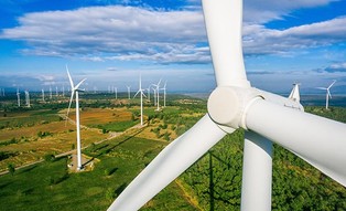 Jak zapewnić firmie „zieloną” energię na lata?