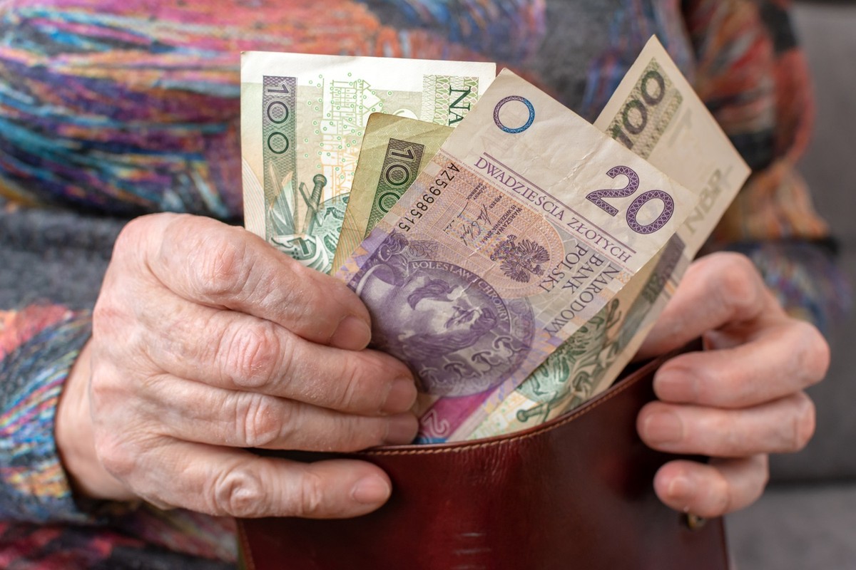Waloryzacja emerytur 2025. ZUS i KRUS podniosą świadczenia o 5,5 proc.