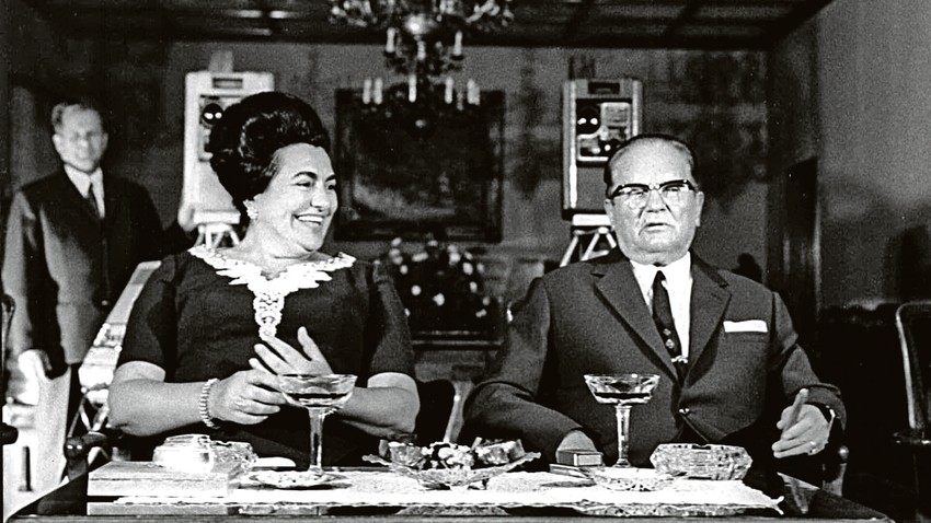 Biće i dve dodatne specijalne projekcije (12. april) nagrađivanih filmova rediteljke Mile Turajlić "Cinema komunisto" i "Druga strana svega"