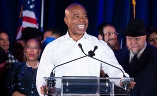 Demokrata Eric Adams wygrał wybory na burmistrza Nowego Jorku