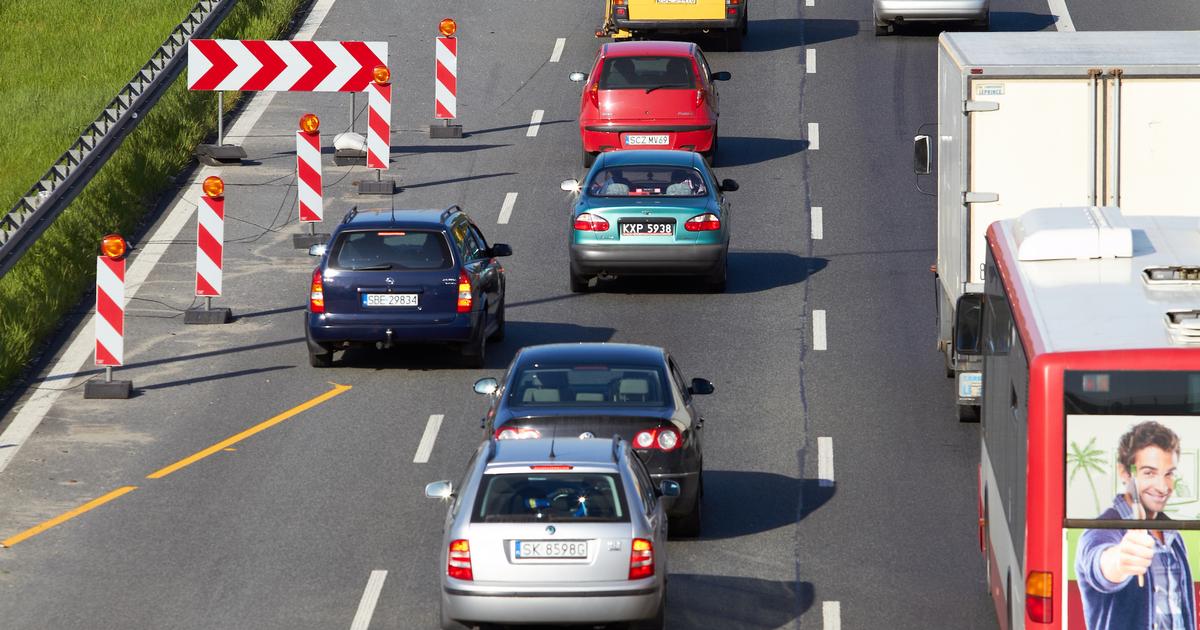  Tak powinna działać jazda na suwak. Kończy ci się pas. Czy wiesz, kiedy masz pierwszeństwo?