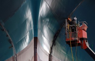 16,5 mln zł strat. PGZ zawiadamia prokuraturę ws. budowy statku "Oceanograf"