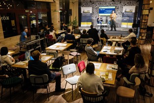 Uczelnia wspierająca Victora Orbana kształci przyszłych nacjonalistów. Dostała na to 1 mld dolarów