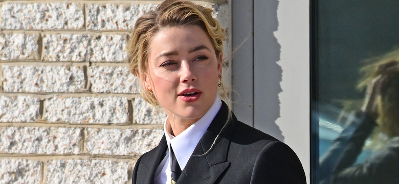 Amber Heard mówiła o odchodach w łóżku. W końcu zabrała głos