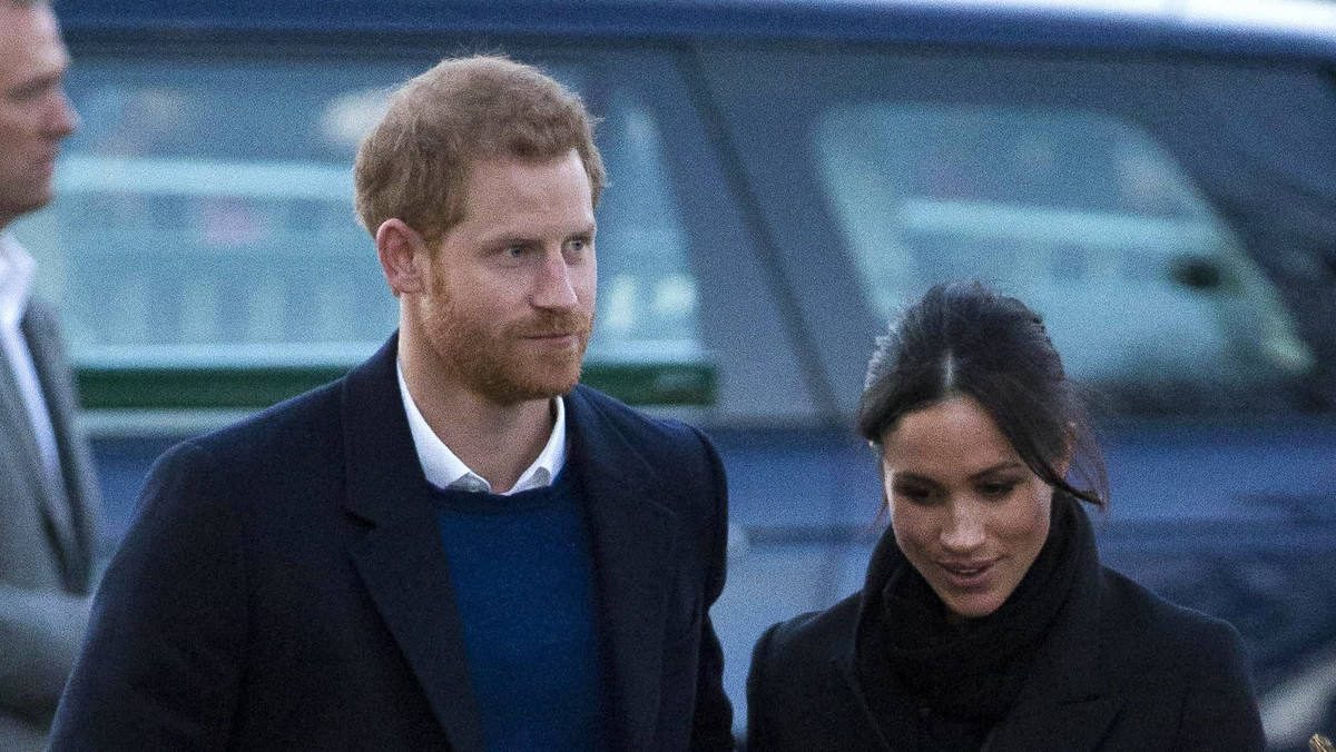 Meghan Markle 19 maja poślubi księcia Harry’ego. Podczas ceremonii panna młoda chce wygłosić specjalne przemówienie. Do tej pory zgodnie z tradycją był to przywilej mężczyzn. Jednak deklaracja Meghan Markle spotkała się z bardzo dobrym przyjęciem przez opinię publiczną. Jej decyzja została uznana za zaangażowanie w walkę o prawa kobiet.