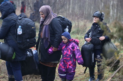 Kryzys na granicy. Polska gotowa sfinansować powrót migrantów do krajów pochodzenia