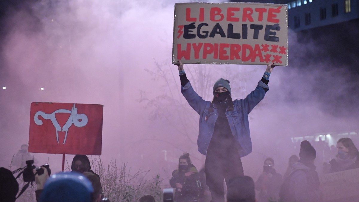 Strajk kobiet na Placu Powstańców Warszawy. 18.11.2020