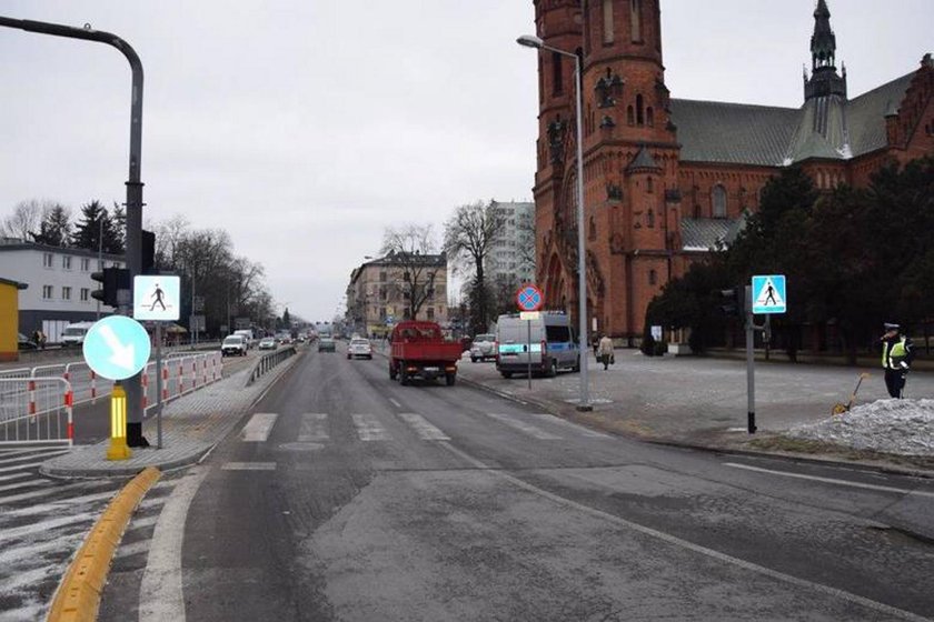 Tarnów. 88-latek potrącił na pasach czterech chłopców