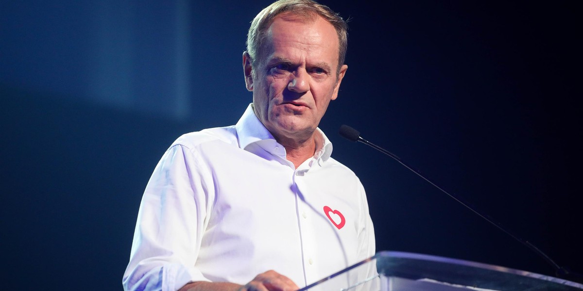 Donald Tusk przestrzega przed trzecią kadencją PiS u władzy.