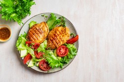 Pyszny obiad na niedzielę. Podajemy przepis, Ty gotujesz. Soczysty kurczak z patelni