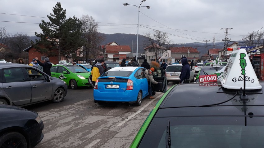 Taksisti krenuli iz  Brzog broda