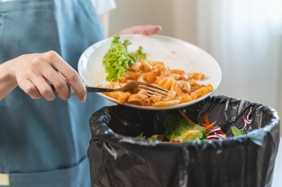 Fejenként 62 kg ételt pazarolunk el évente