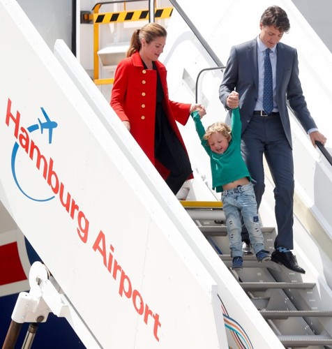 Justin i Sophie Gregoire Trudeau z synem Hadrienem