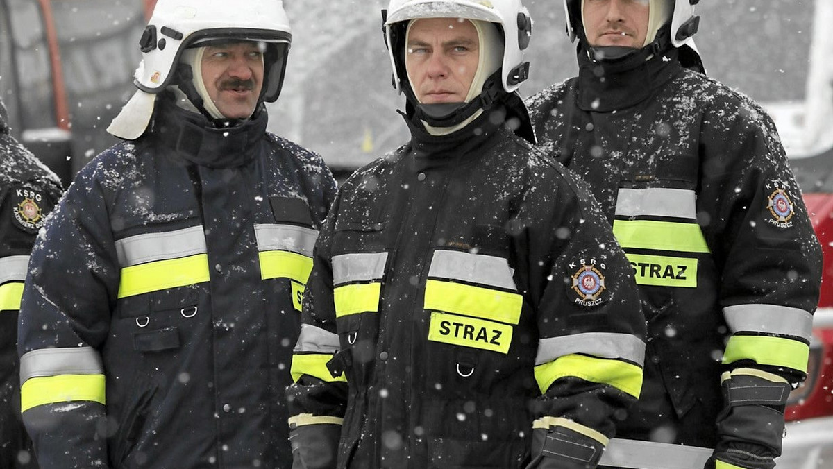 Co 20 minut wzywano na pomoc strażaków w 2010 roku w regionie kujawsko-pomorskim. Pożarów jest z roku na rok coraz mniej, ale zadań strażakom przybywa w związku z innymi zagrożeniami - poinformowano w piątek w komendzie wojewódzkiej PSP.