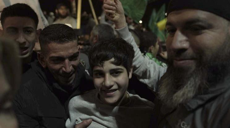 Meghosszabbították a tűzszünetet Izrael és a Hamász között /fotó: MTI/AP/Nászer Nászer