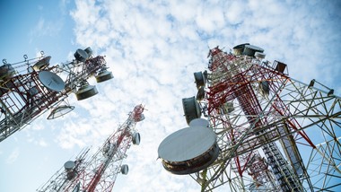 cała sieć komórkowa w polsce zostanie wyłączona. w telefonach nie będzie internetu, aplikacji i banku. zacznie się nas lawinowa wymiana smartfonów