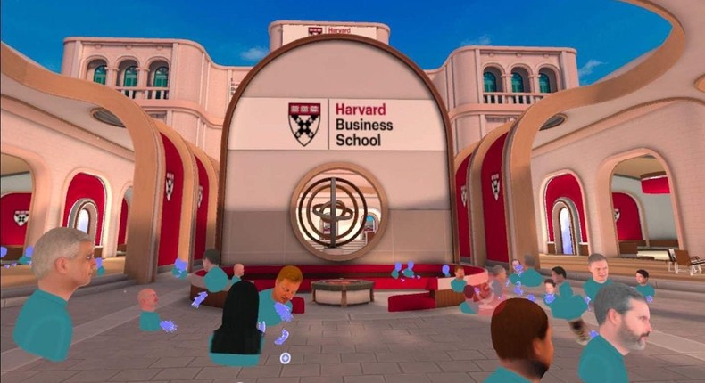 After a talk by author, and course leader, Ranjay Gulati, attendees networked in a virtual plaza.