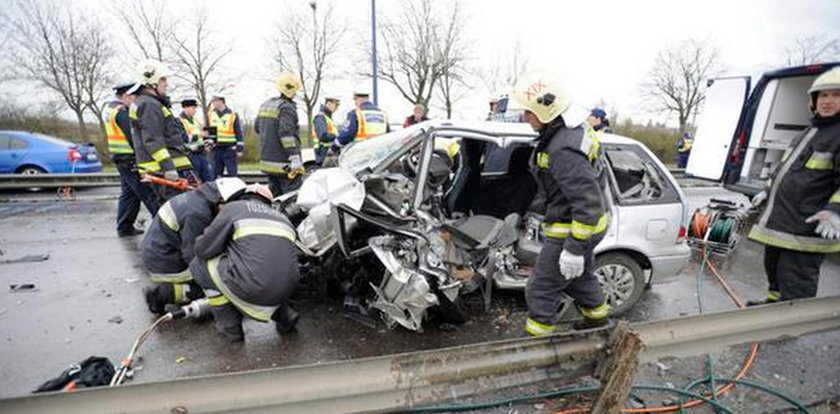 Wypadek piłkarzy w drodze na lotnisko! Jedna osoba nie żyje!