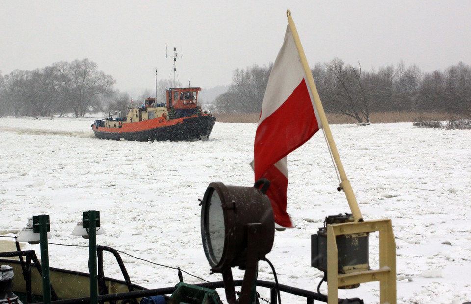 KOSTRZYN NAD ODRĄ ROZPOCZĘCIE AKCJI LODOŁAMANIA NA WARCIE