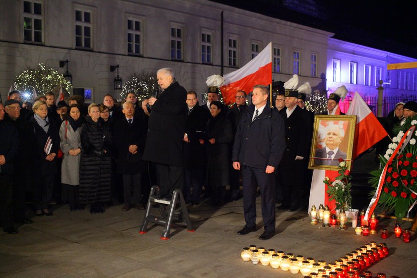 Strach w PiS. Boją się blokady miesięcznicy