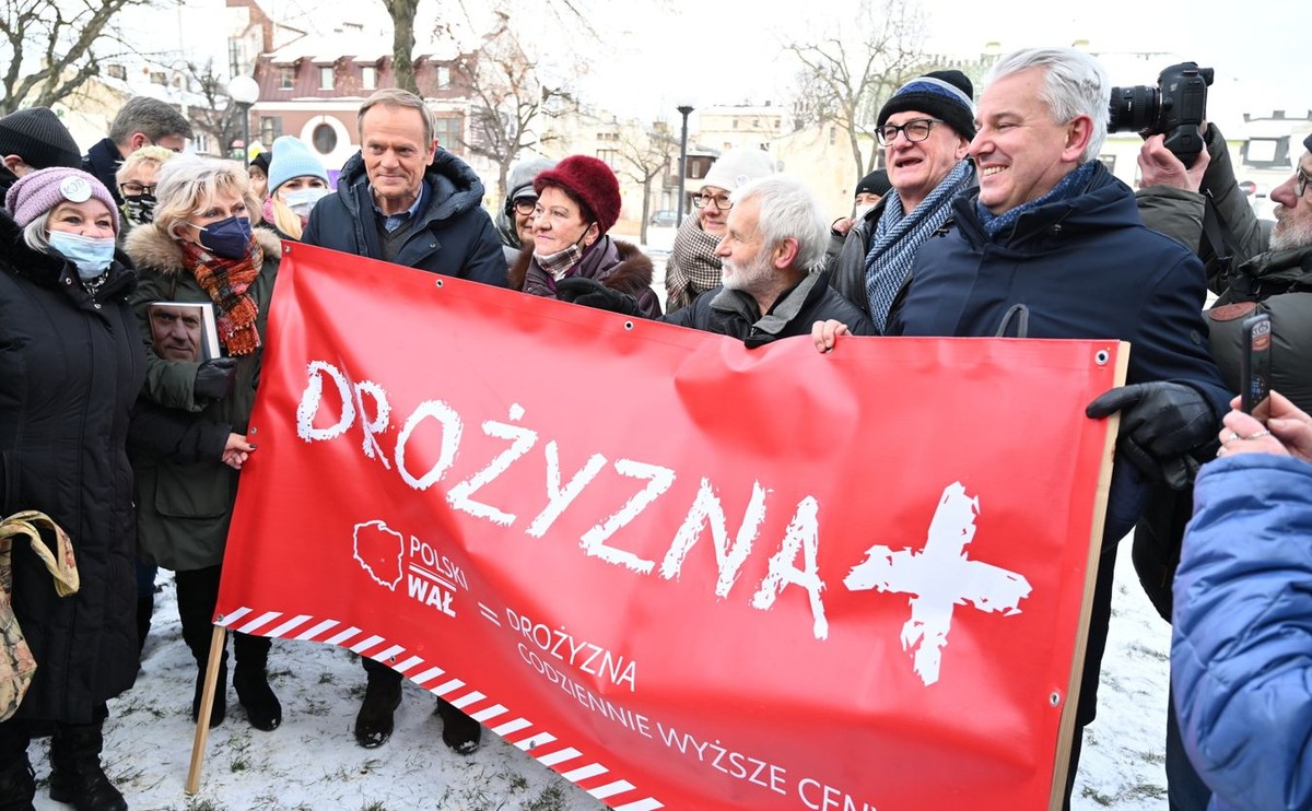 Donald Tusk, Cezary Grabarczyk