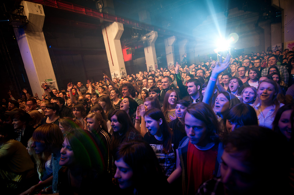 Publiczność na festiwalu Electronic Beats (fot. Joanna "Frota" Kurkowska/Onet)