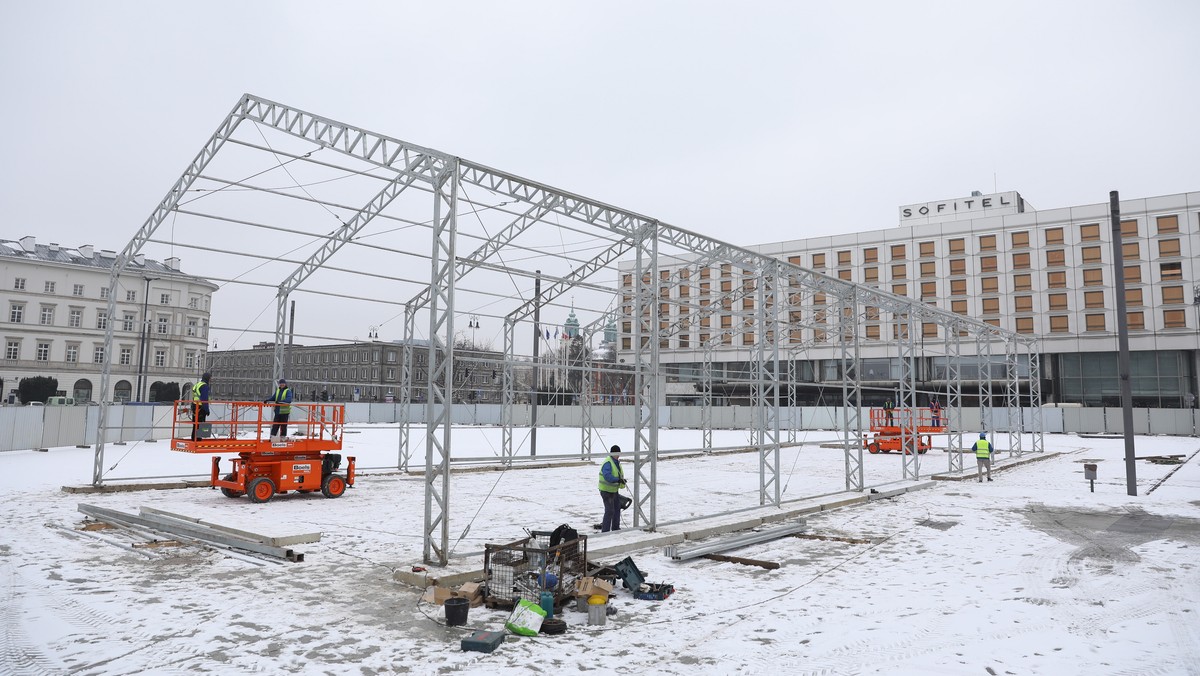 Zarząd regionu warszawskiego Nowoczesnej stanowczo sprzeciwia się "samowolnej" i "nieuzgodnionej z władzami miasta" budowie pomnika smoleńskiego przy pl. Piłsudskiego - poinformowała Nowoczesna w komunikacie.