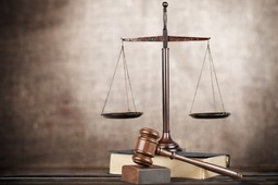 Prawo o zgromadzeniach: Społeczeństwo obywatelskie nie potrzebuje rządowej czapy