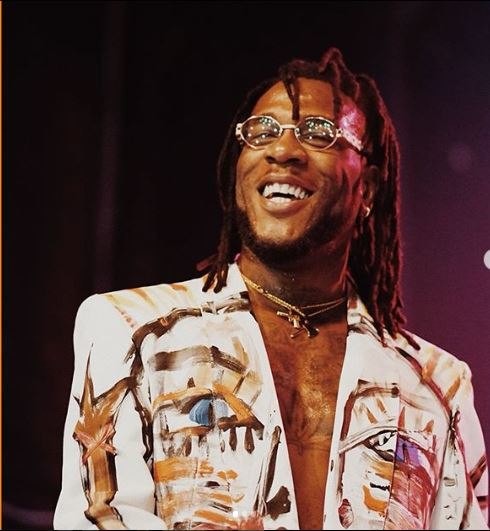 The last one year has probably on of Burna Boy's most successful, career-wise as we've seen him release hit songs all year roundnight with four awards in his bags 