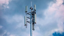 cała sieć komórkowa w polsce zostanie wyłączona. w telefonach nie będzie internetu, aplikacji i banku. czeka nas lawinowa wymiana smarfonów