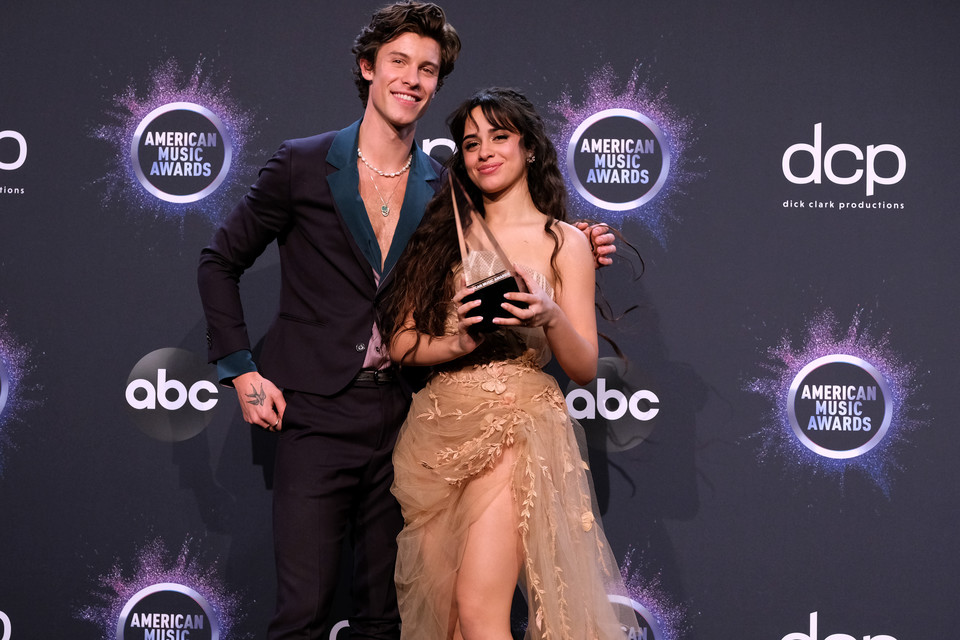 American Music Awards 2019 - Shawn Mendes i Camila Cabello