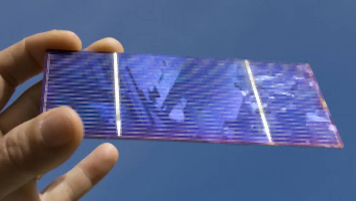 Samsung E1107 Crest Solar - komórka z baterią słoneczną