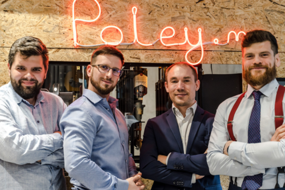 Wrocławski start-up Poley.me jest producentem autonomicznego robota, który potrafi przygotować do 120 piw lub drinków na godzinę