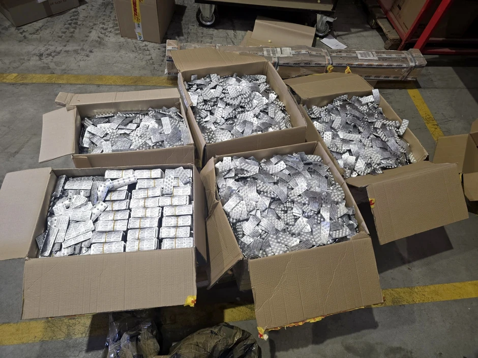 Zaplenjeno preko milion tableta