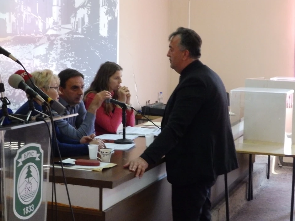 Milutin Jeličić Jutka na sednici Skupštine opštine