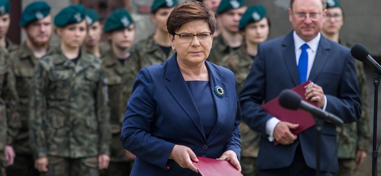 Beata Szydło w Radzie Muzeum Auschwitz. Prof. Stanisław Krajewski rezygnuje z członkostwa przez jej "upolitycznienie"