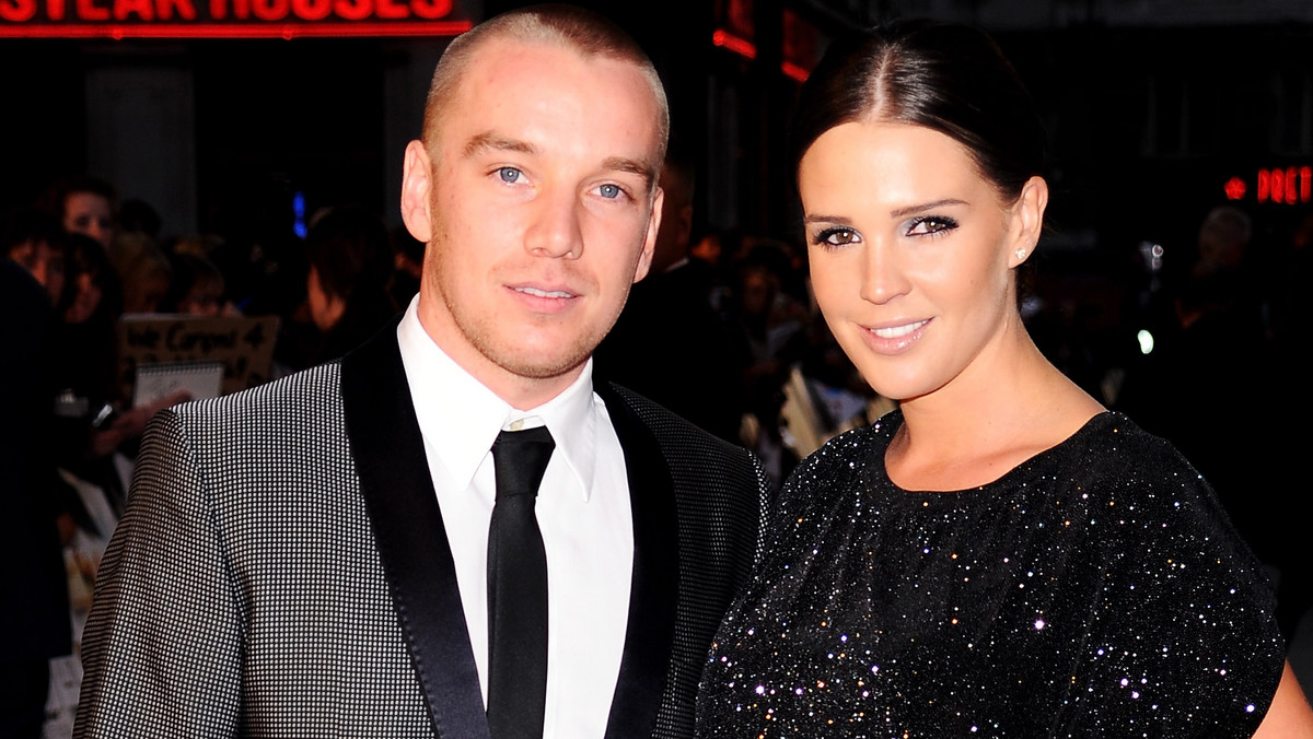 Jamie O'Hara, pomocnik Wolverhampton, ma niezwykle seksowną żonę. Danielle O'Hara (dawniej Lloyd) urodziła już trójkę dzieci, ale wciąż może pochwalić się nienaganną sylwetką...