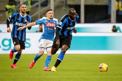 Kluby włoskiej Serie A poparły inicjatywę dotyczącą obniżki płac piłkarzy