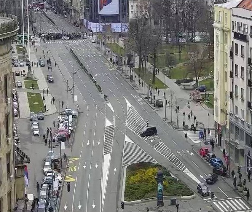 Raskrsnica je u potpunosti zatvorena za saobraćaj