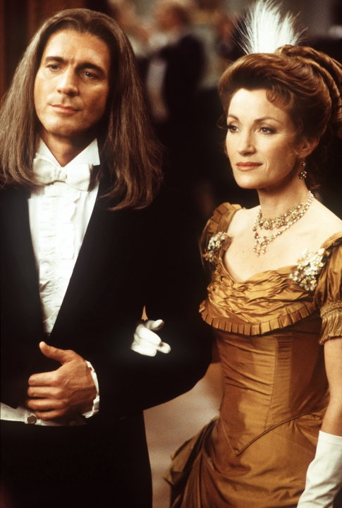 Jane Seymour jako Dr Michaela "Mike" Quinn i Joe Lando jako Byron Sully, 2001 r.