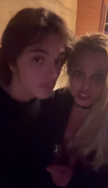 Britney Spears so synom Jaydenom.