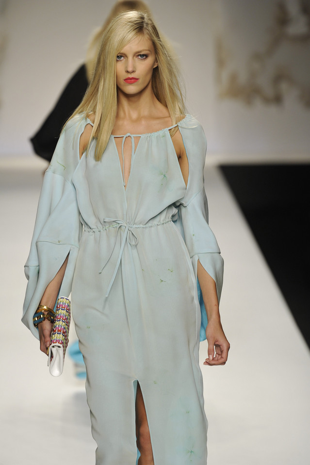 Anja Rubik - Fendi wiosna/lato 2011