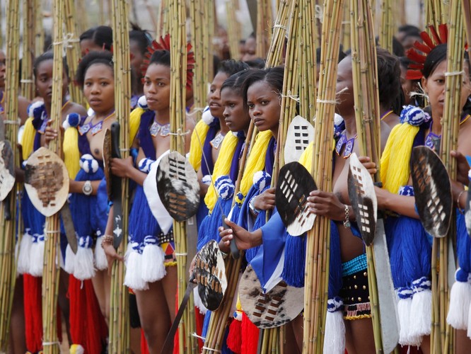 Taniec Trzcin - tradycyjny obrzęd Suazi