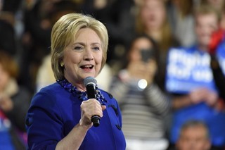 Hillary Clinton tłumaczy się z zasłabnięcia: Nie zastosowałam się do zaleceń lekarza