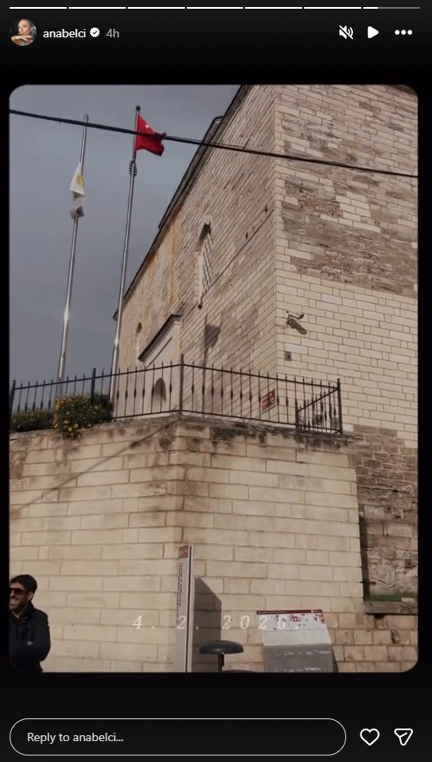 Anabela sa ćerkom Ninom na putovanju