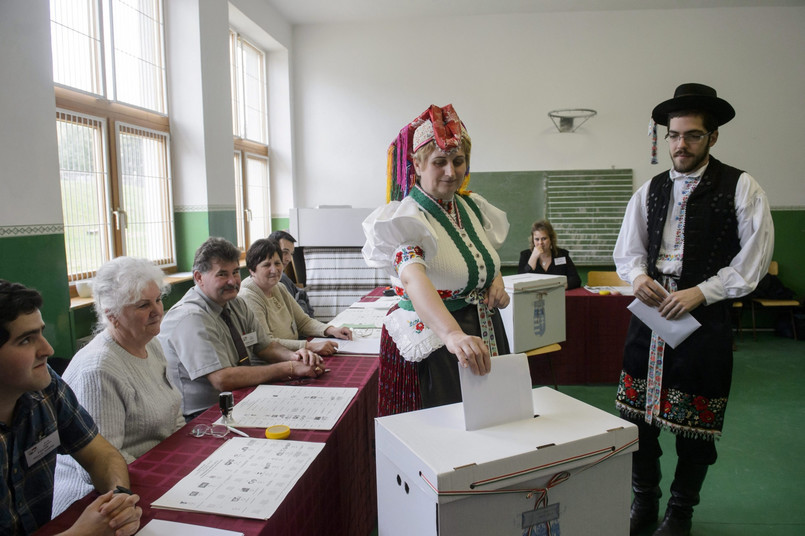 Wybory parlamentarne na Węgrzech. Fot. EPA/PETER KOMKA/PAP/EPA