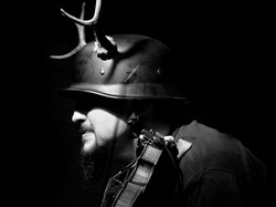 Jelonek – skrzypek o hardrockowej duszy na żywo w Stodole