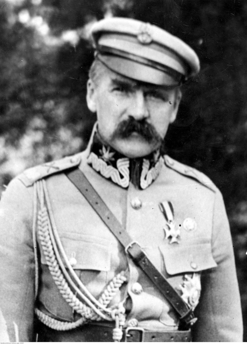 Marszałek Józef Piłsudski (†68 l.), Naczelnik Państwa