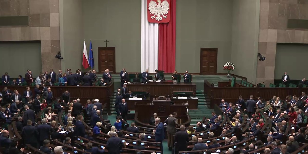 Chrześniacy byłego prezydenta Ignacego Mościckiego liczyli na ustawę, która pozwoli odzyskać im pieniądze. Niestety, Sejm nie zajmie się ich sprawą. 